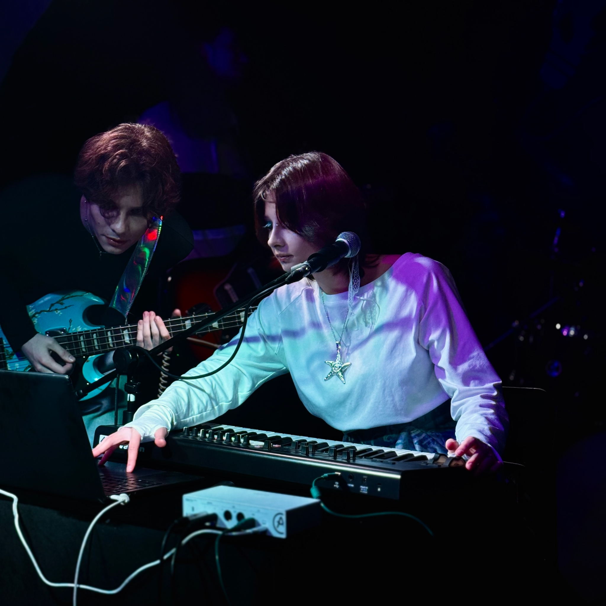 НОВЫЙ ГОД В НЕВЕСОМОСТИ