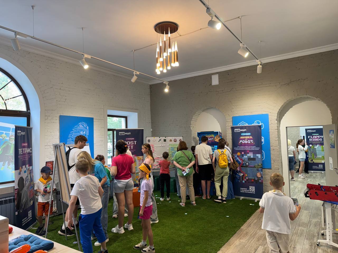 Бесплатные открытые уроки в Московской школе программистов на Молодежной