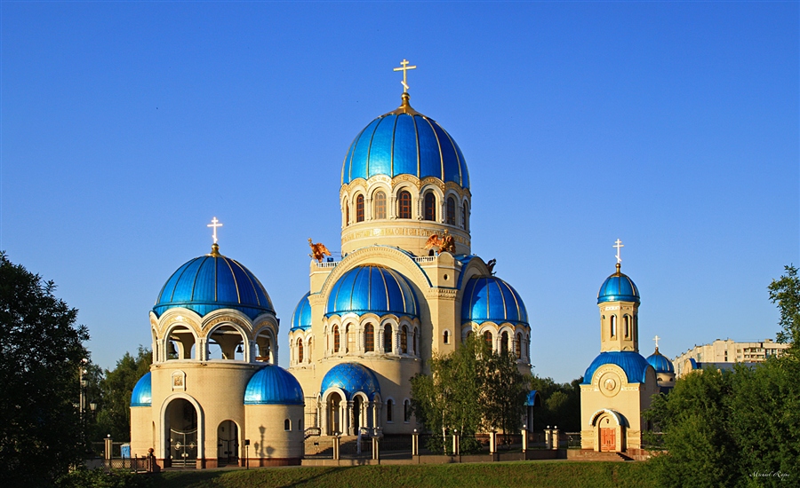 Храм живоначальной. Храм Живоначальной Троицы, Орехово-Борисово, Москва. [HFV ;bdjyfxfkmyjq nhjbwt d JHT[JDJ-,jhbcjdt. Храм Живоначальной Троицы в Москве. Храм Живоначальной Троицы в Орехове-Борисове.