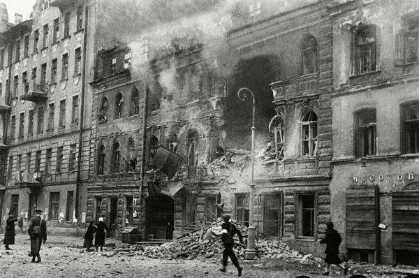 «Сорок первый, сентябрь, восьмое число»
