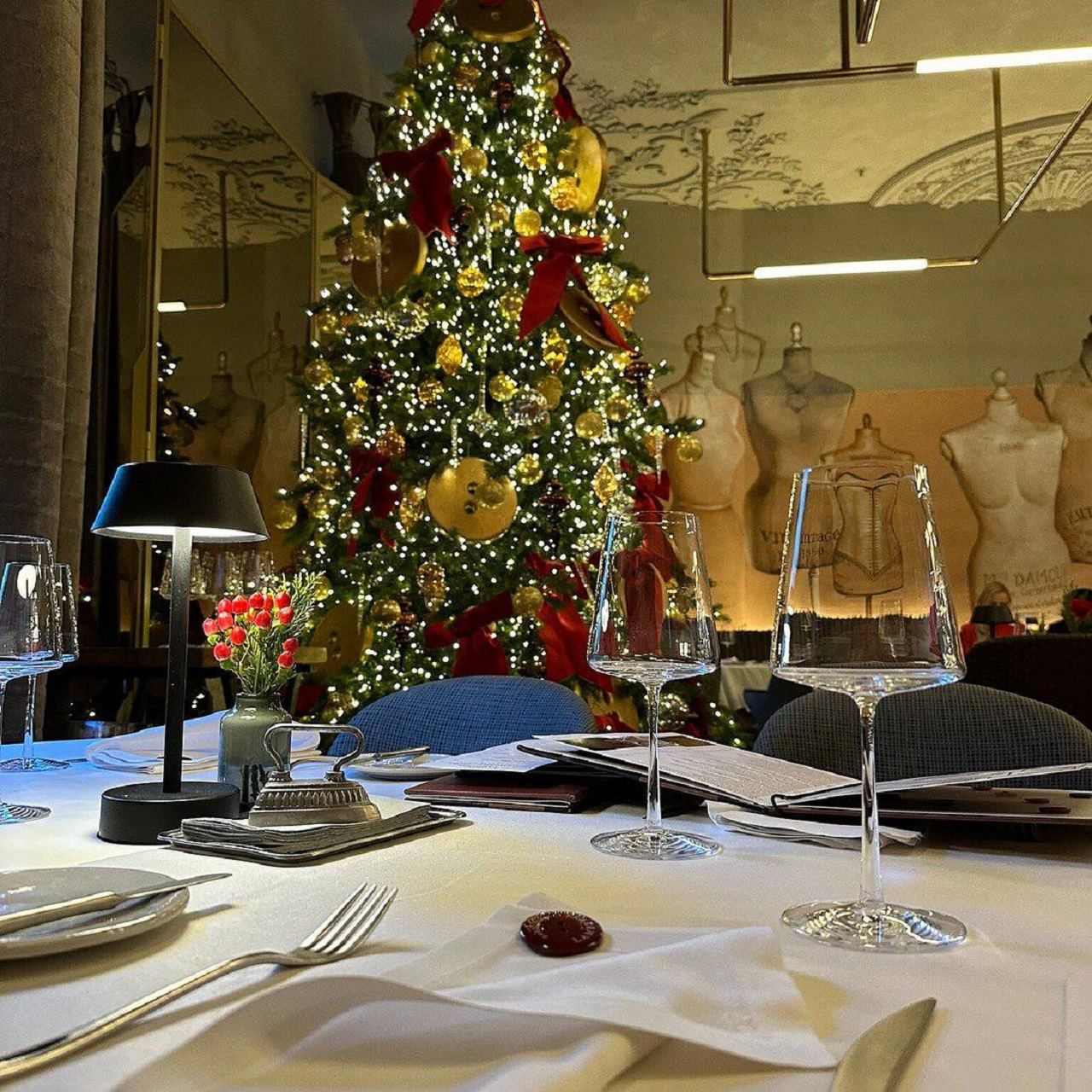 ЭЛЕГАНТНЫЙ БРАНЧ для мужчин и женщин