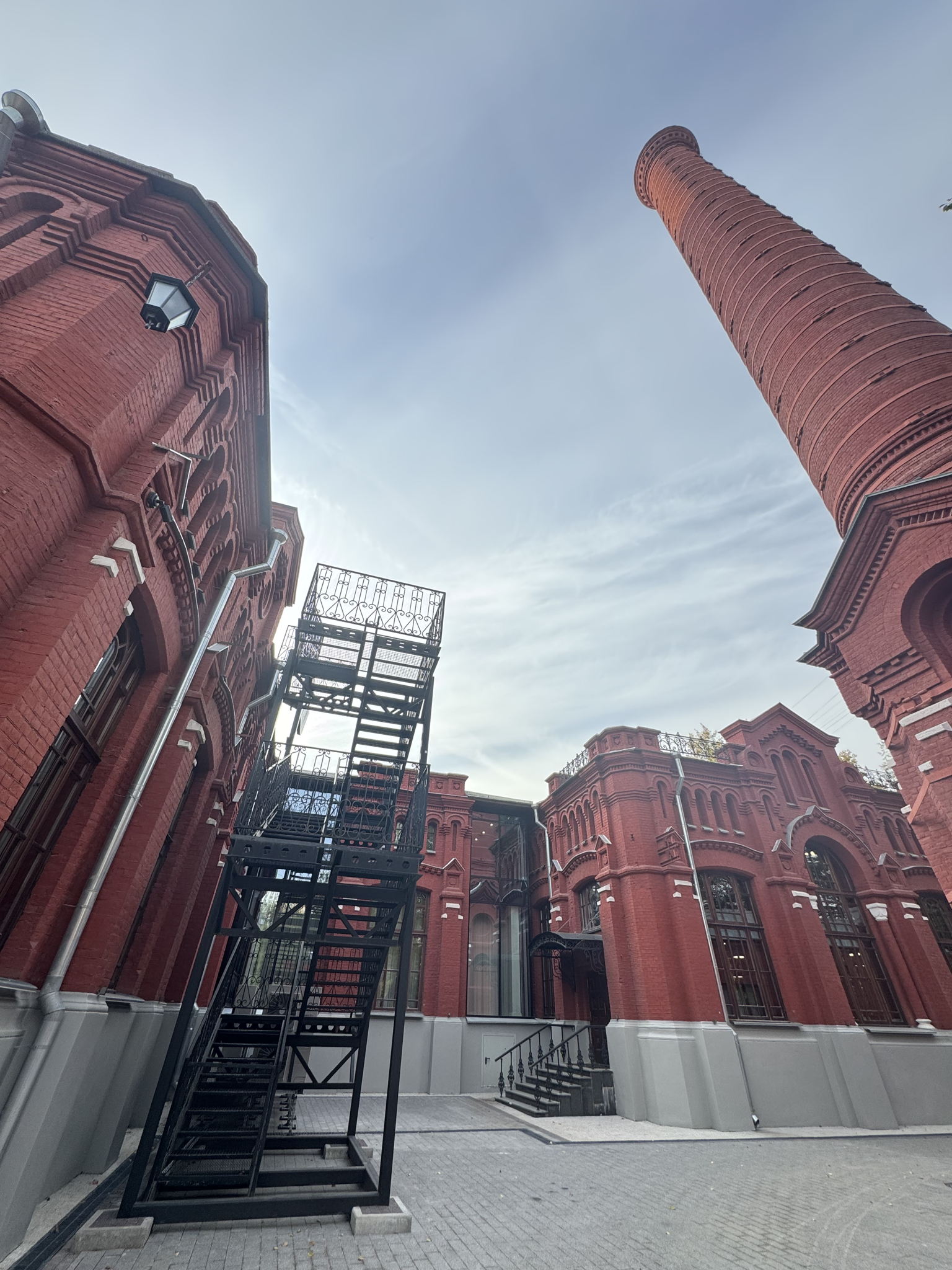 Экскурсия "Алексеевская водонапорная станция от промышленности к арт-кластеру"