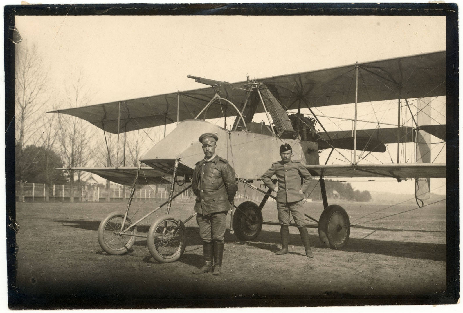Первые отечественные самолеты. Вуазен самолет 1914 года. «Вуазен» самолет первой мировой войны. Биплан Фарман 1907.