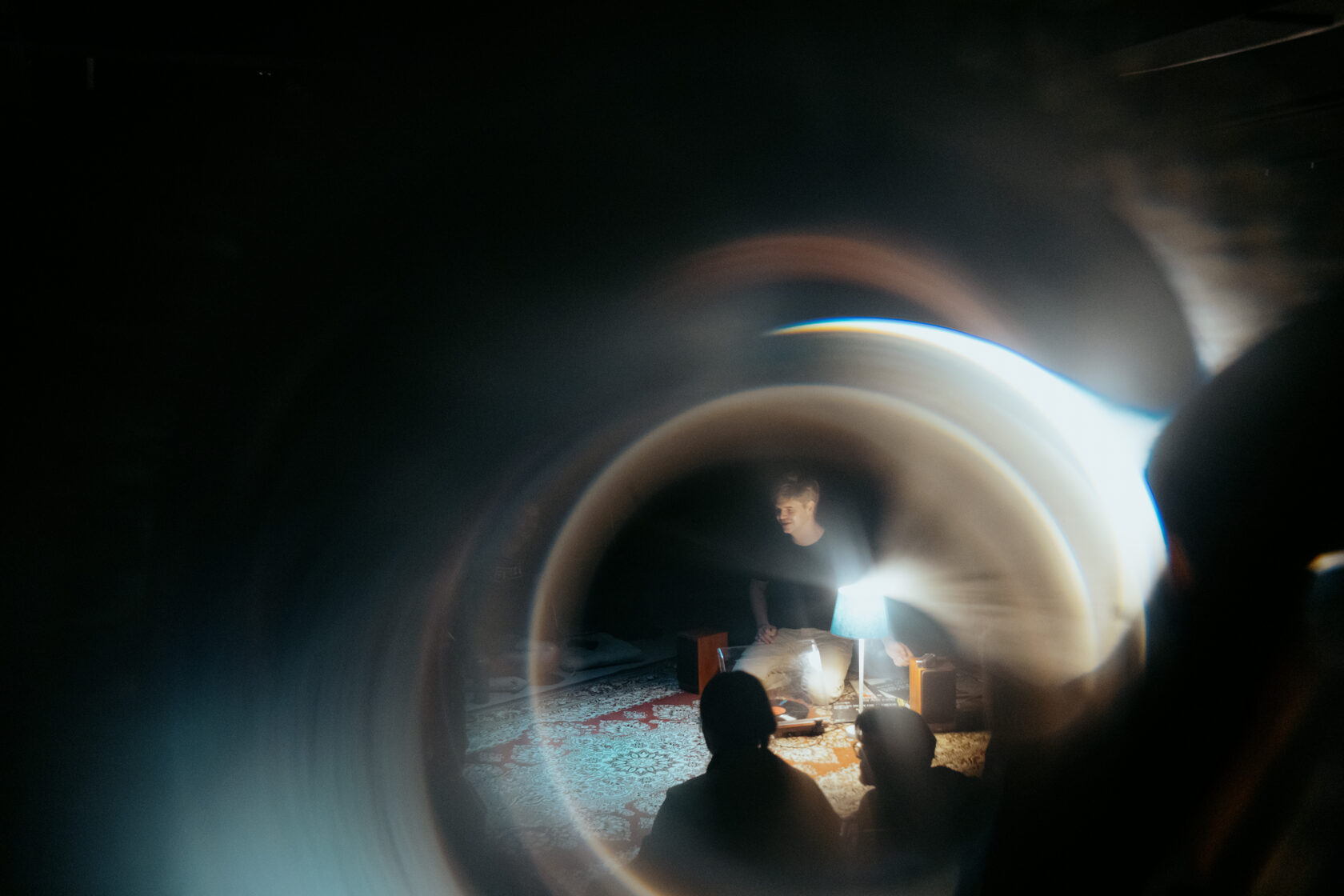 ЛайкаРоллингСтоун: спектакль-бутлег Александра Савчука