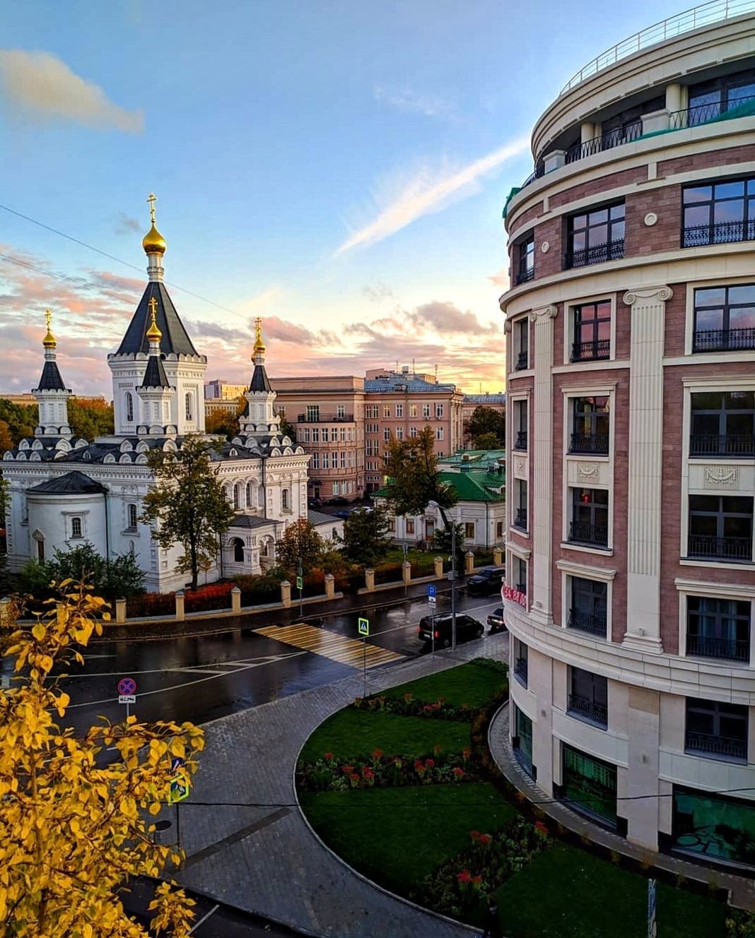 Авторская экскурсия «Серебряная миля Москвы. Гуляем по Хамовникам»