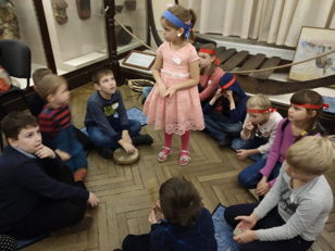 Игровое занятие в Кунсткамере "Играем в эскимосов" 7-10 лет 550 руб.и взр. 600 руб.