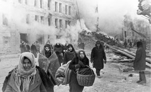 Три девочки в блокадном Ленинграде