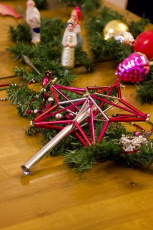 Детский музейный центр на Болотной программа "Полезли на ёлку игрушки" 4-5 лет 600 руб.