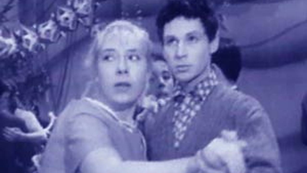 Кинопоказ с Константином Звездочетовым в SISTEMA GALLERY