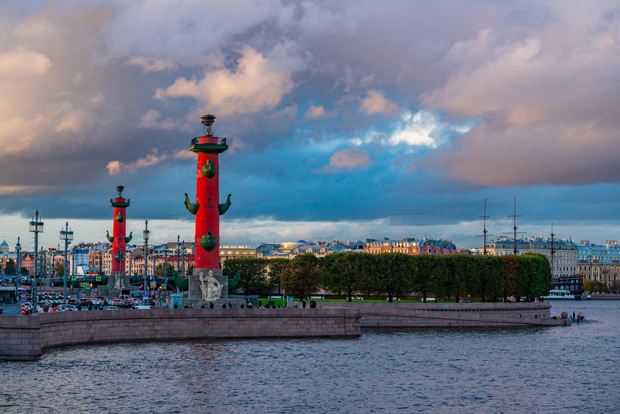 Автобусная экскурсия «К Василию, на Остров»