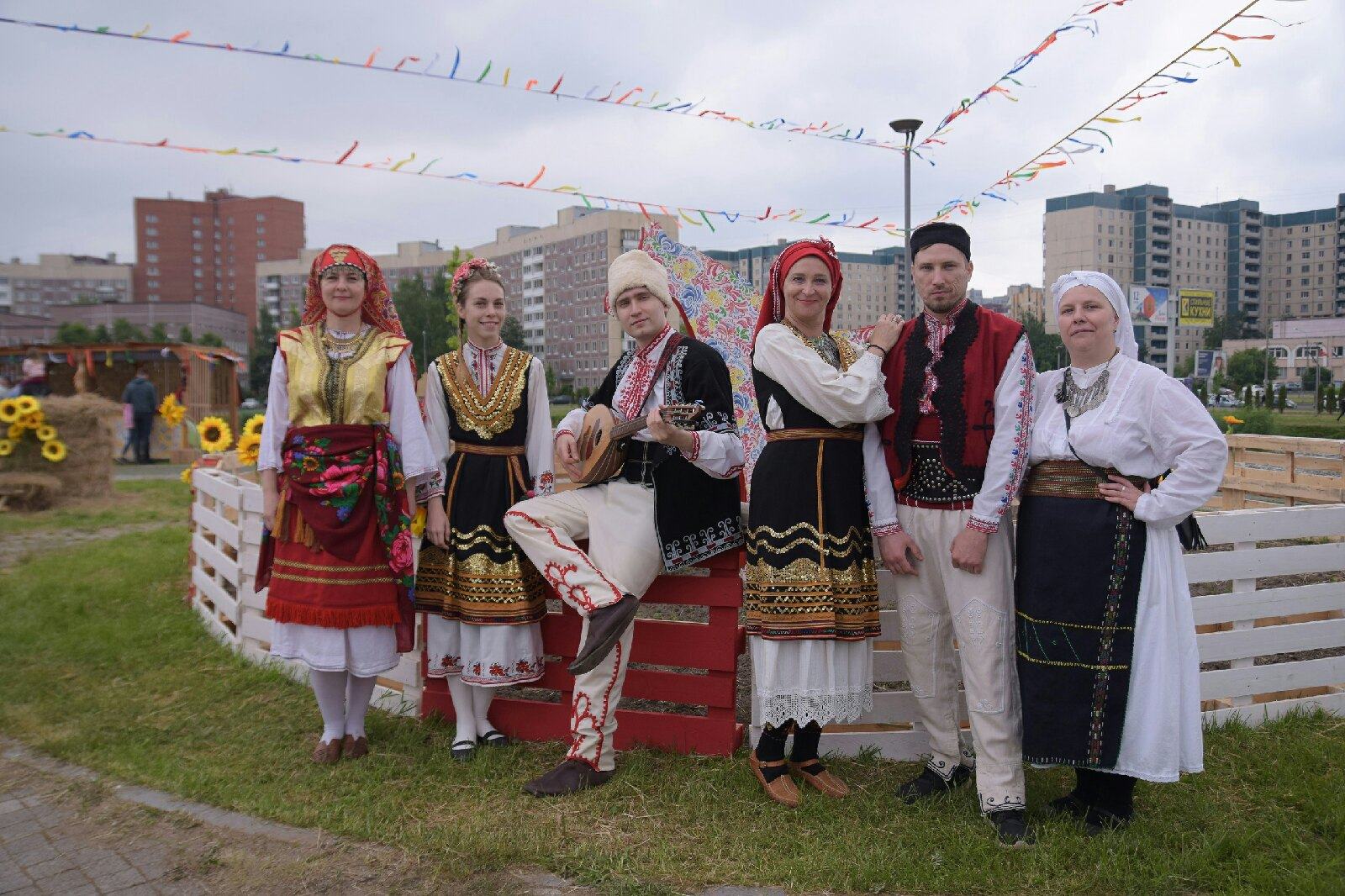 Вокально-инструментальный ансамбль "Балканский проект"