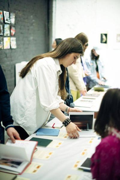 Лекция "Зин как медиум современного художника" (Лера Круглова, Ростов-на-Дону)