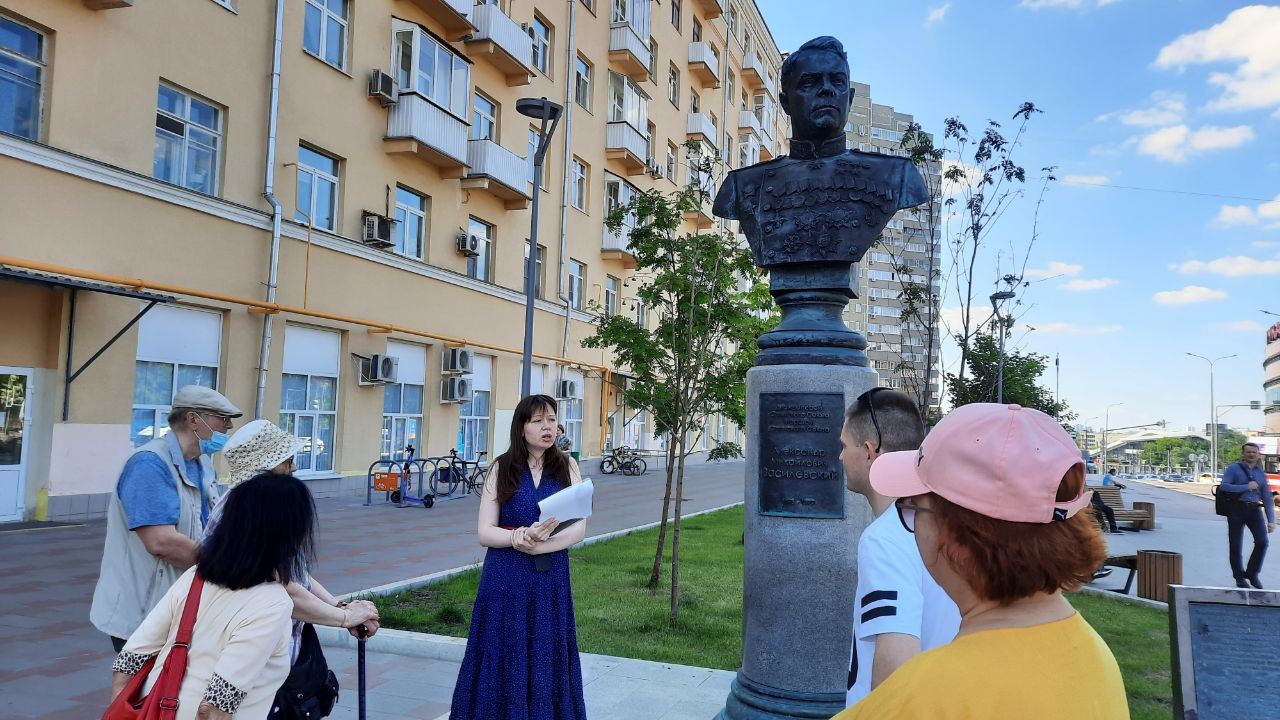 Историческое путешествие по улице Маршала Василевского