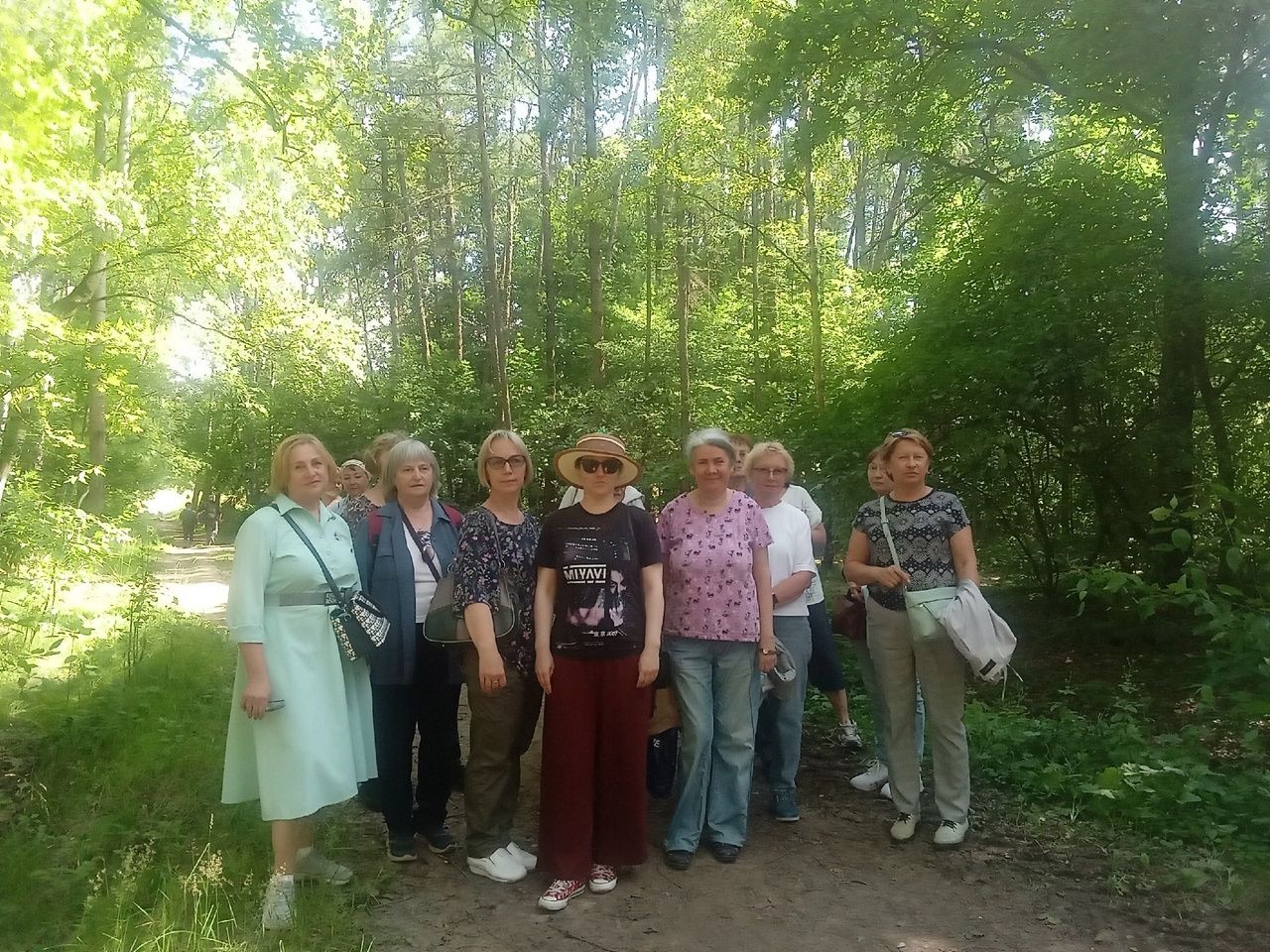 Краеведческая прогулка «Удивительный мир Ржевского лесопарка»