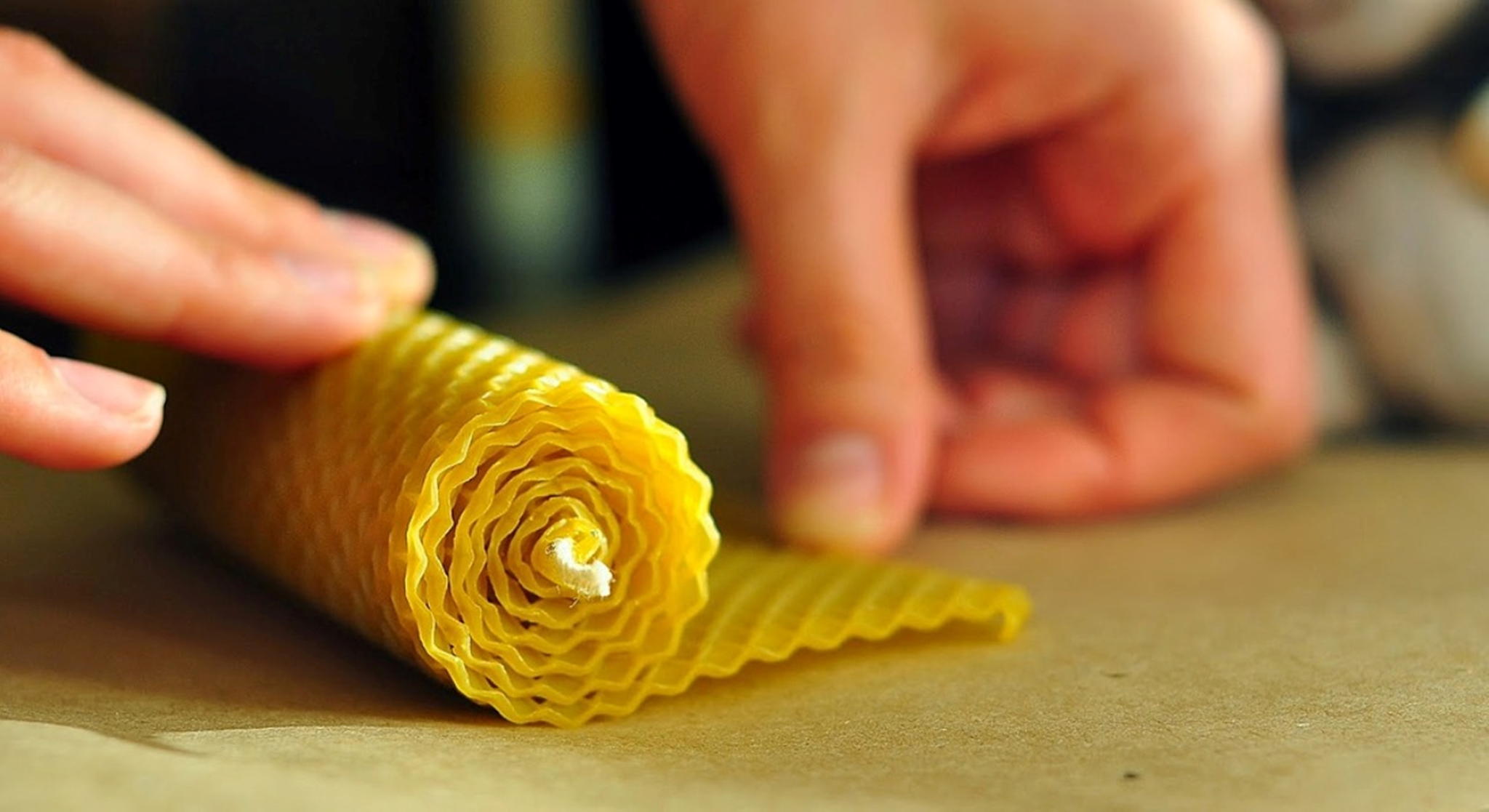 Мастер-класс по изготовлению свечей из вощины