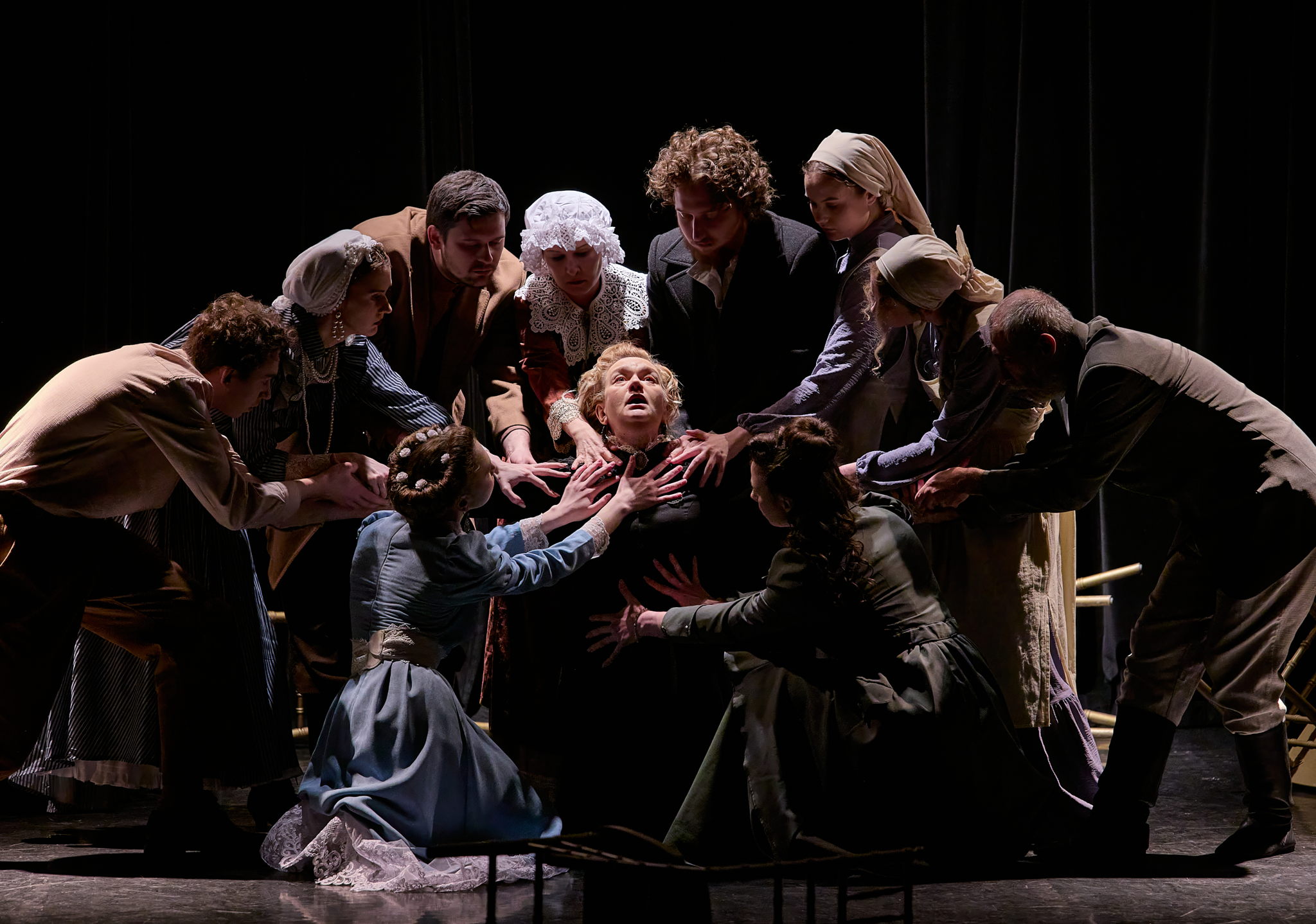 "ЖЕЛЕЗНОВЫ"