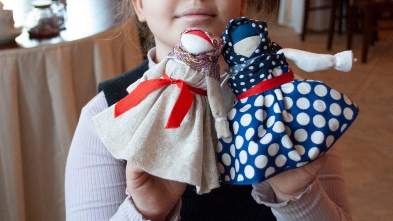 Мастер-класс по созданию куклы-столбушки