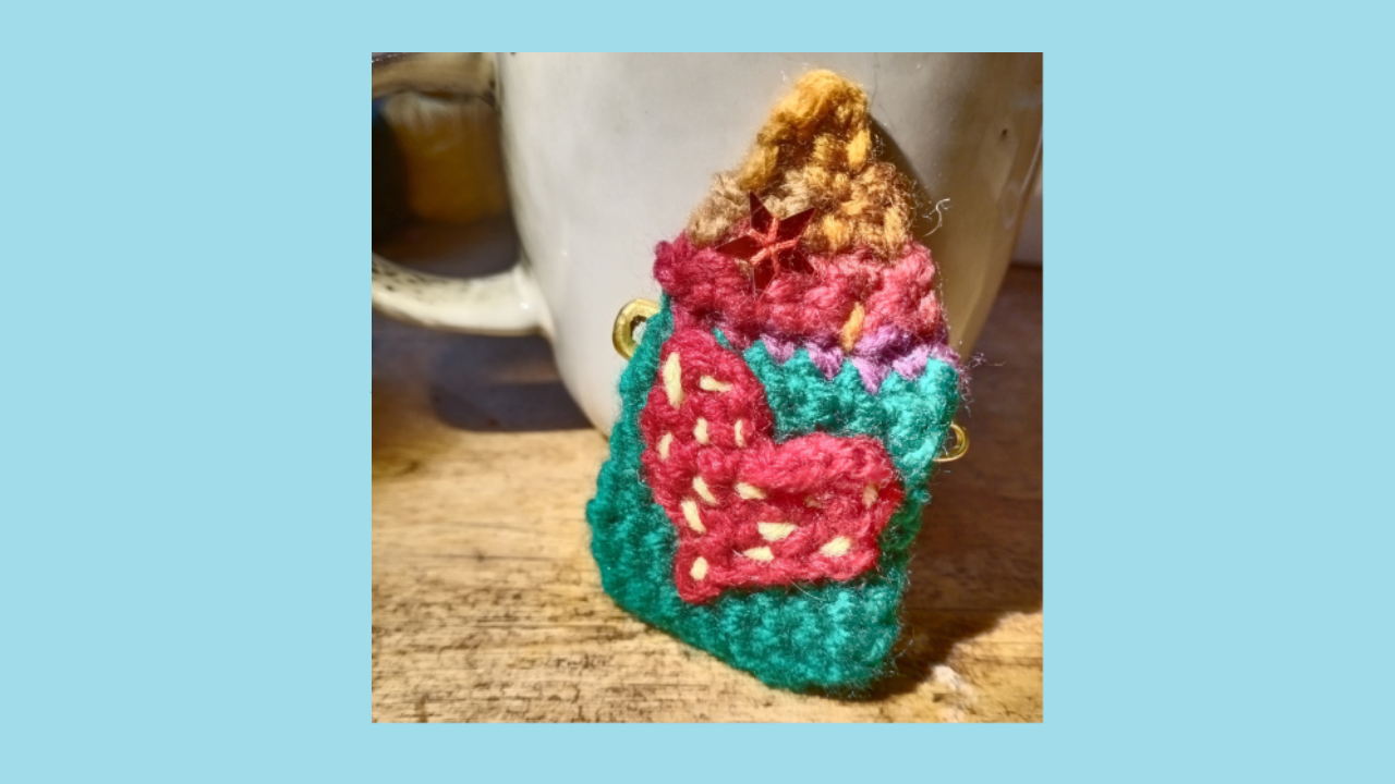 Брошь «Уютный домик»