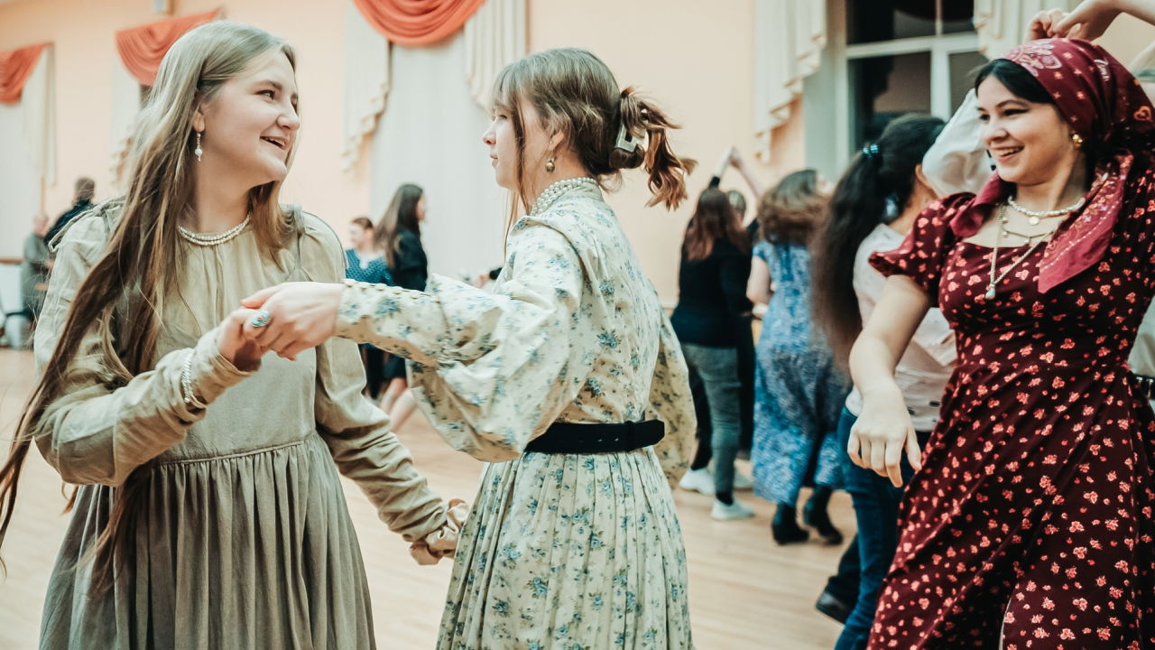 Русская традиционная вечöрка