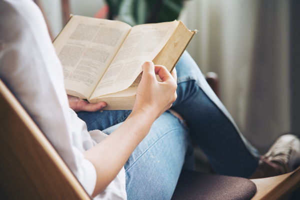 НЕМЕЦКИЙ РАЗГОВОРНЫЙ КЛУБ | «BÜCHER» («КНИГИ»)