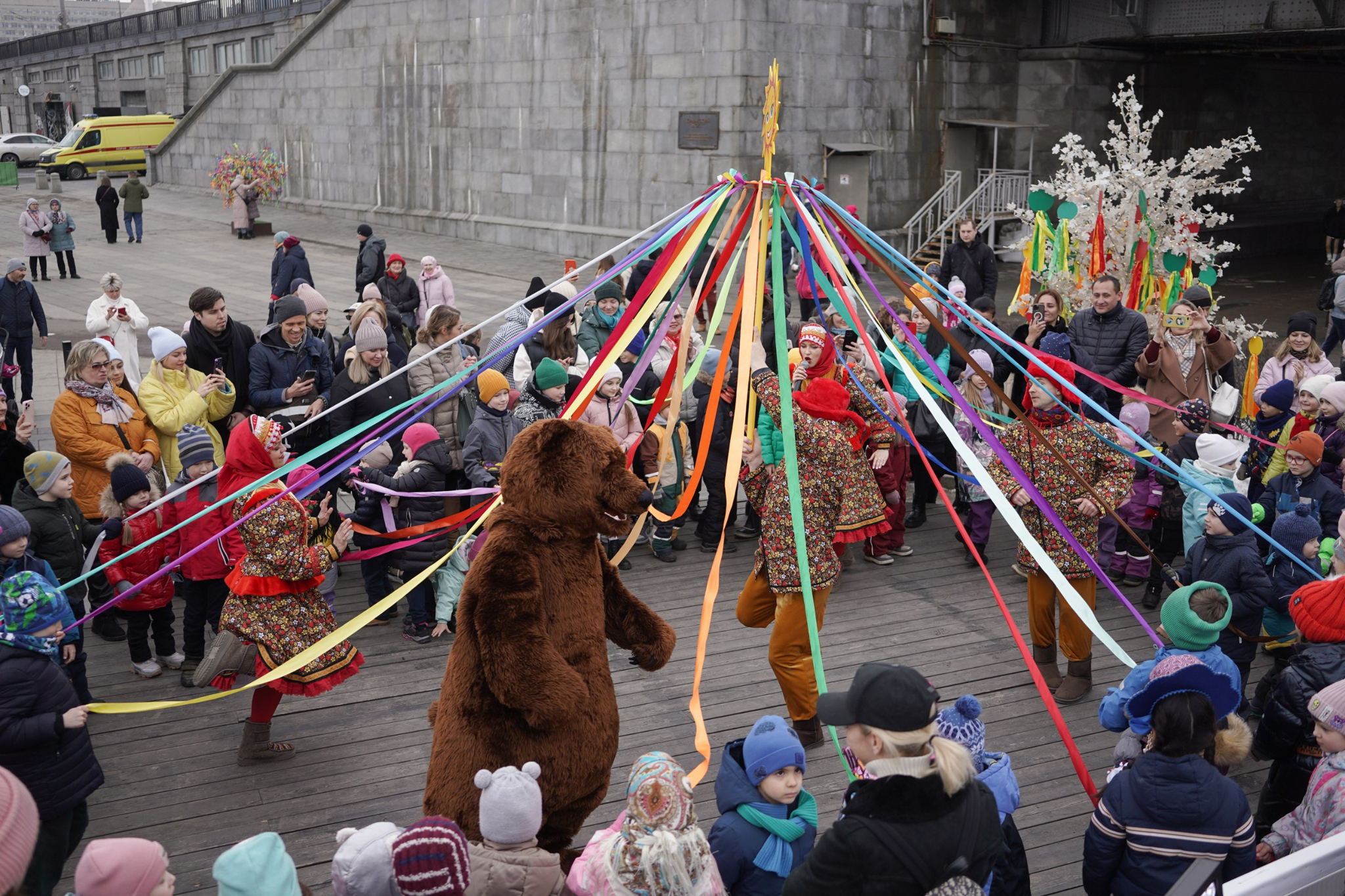 Открытие фотовыставки Николая Середина «Московская Масленица»