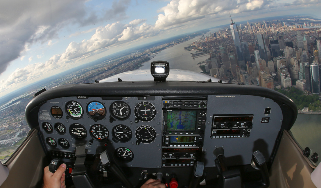 Cessna 172 РІ РїРѕР»С‘С‚Рµ