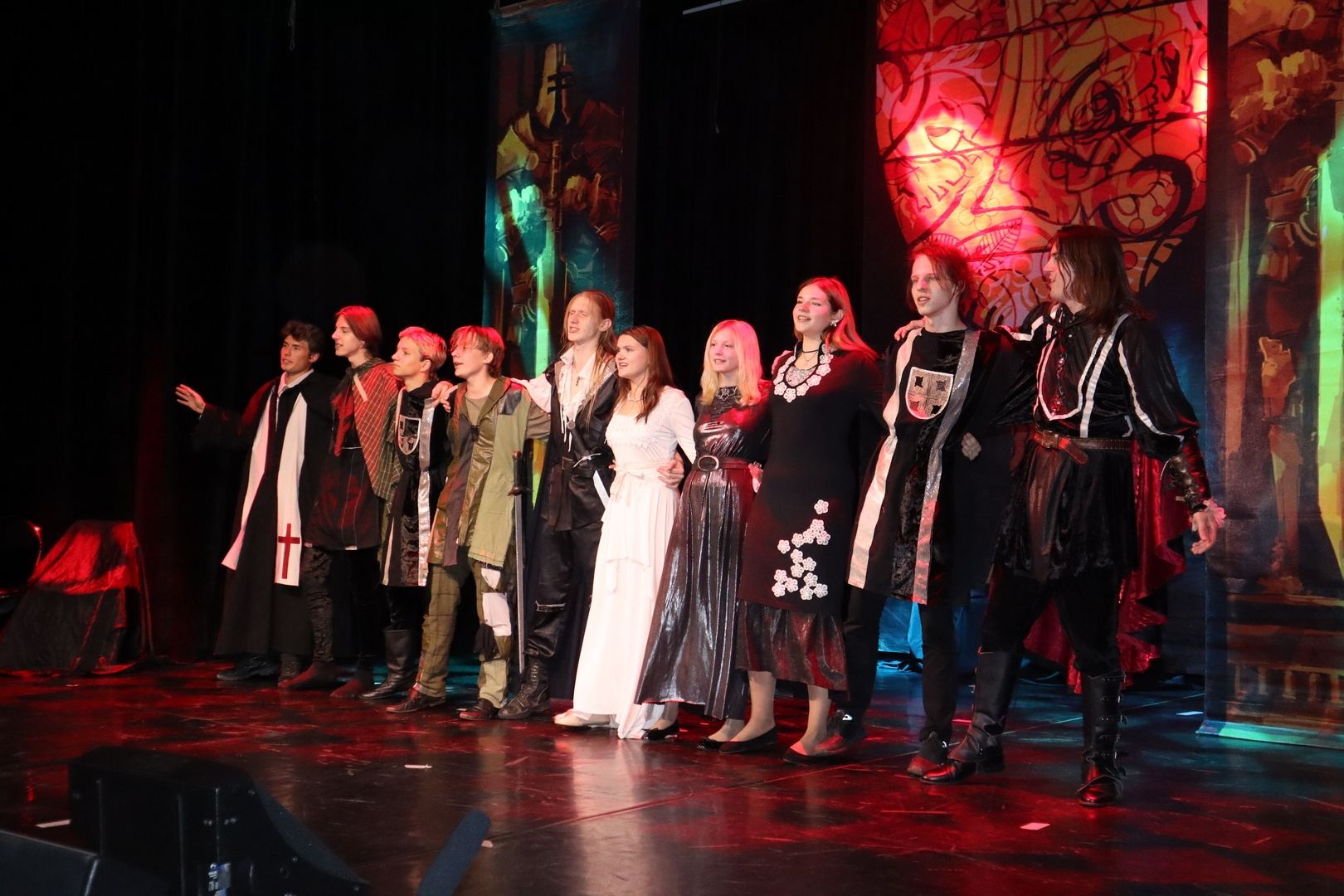 Спектакль «Легенды рыцарства»