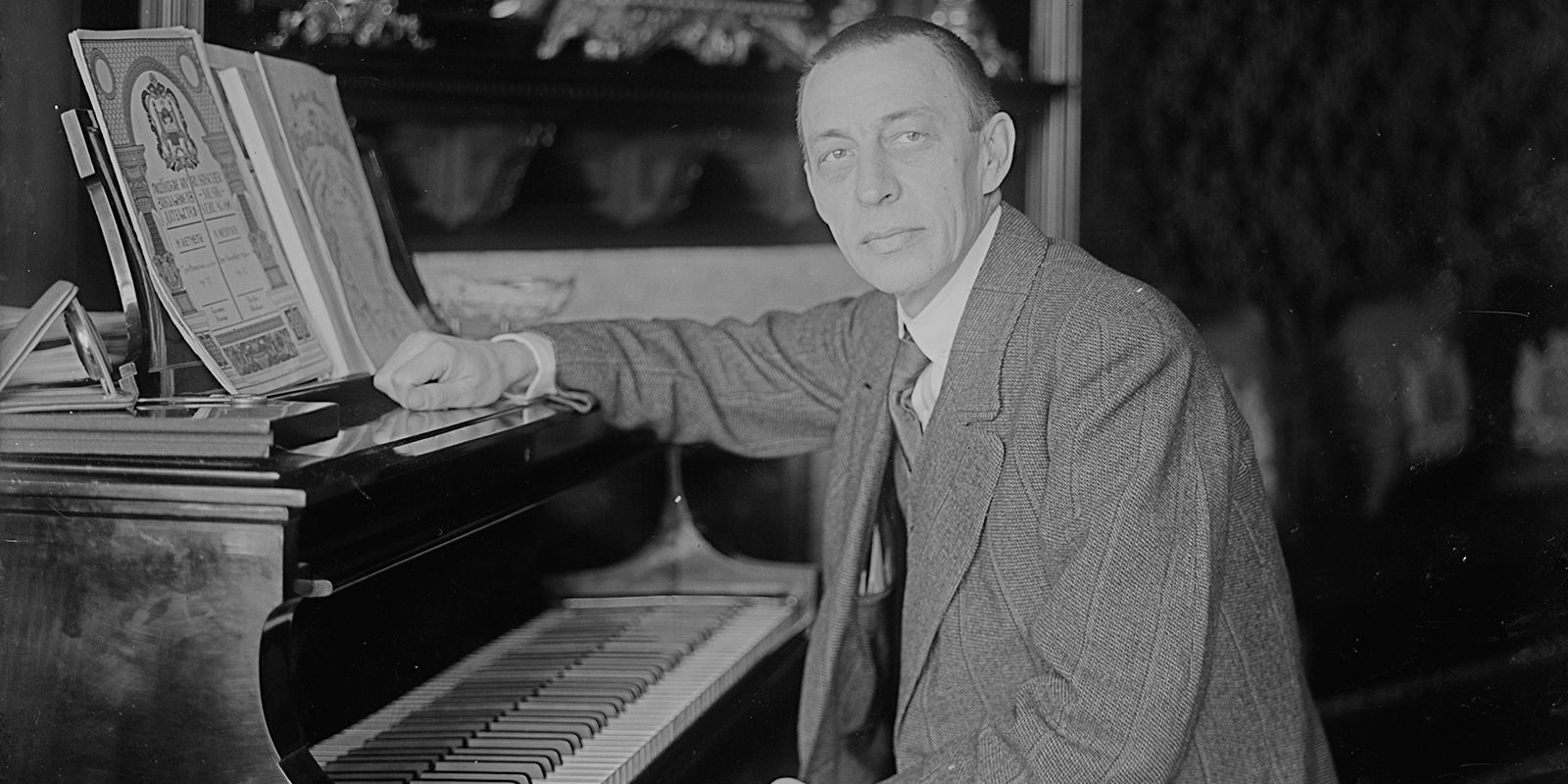 Финисаж выставки «Владимир Немухин 100»: концерт Елены Ревич и Константина Хачикяна, Выставочный зал фонда Андрея Чеглакова