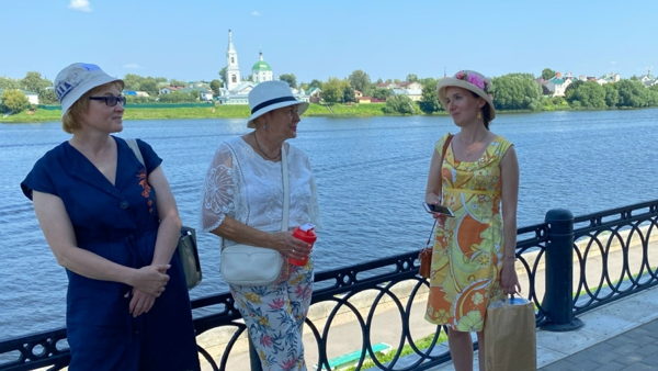 Усадебная жизнь Твери вдоль Волги
