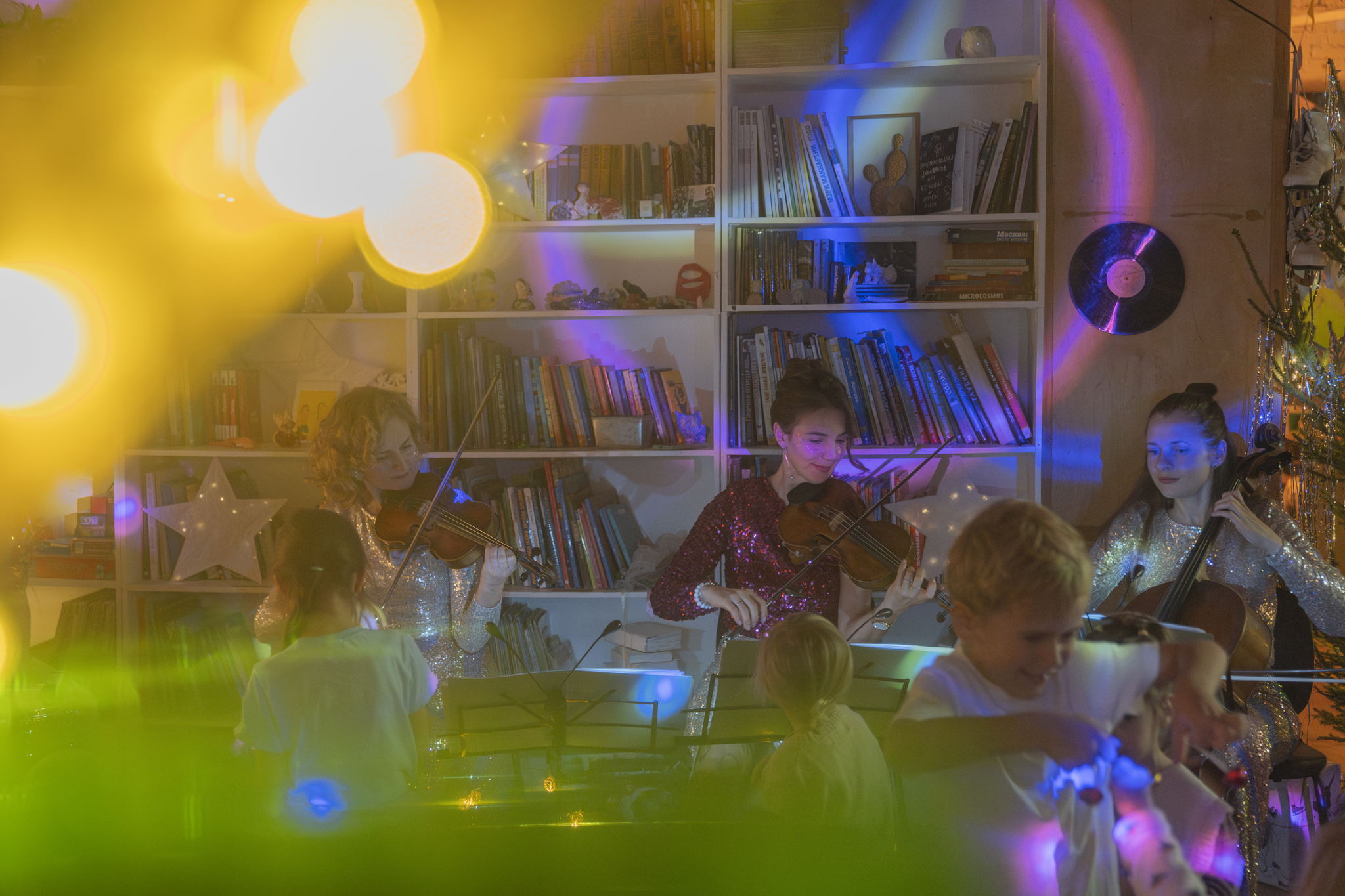 Семейные концерты классической музыки «Щелкунчик» и «Jazzy New Year» (2+) в Зеленой Школе х Парк Горького