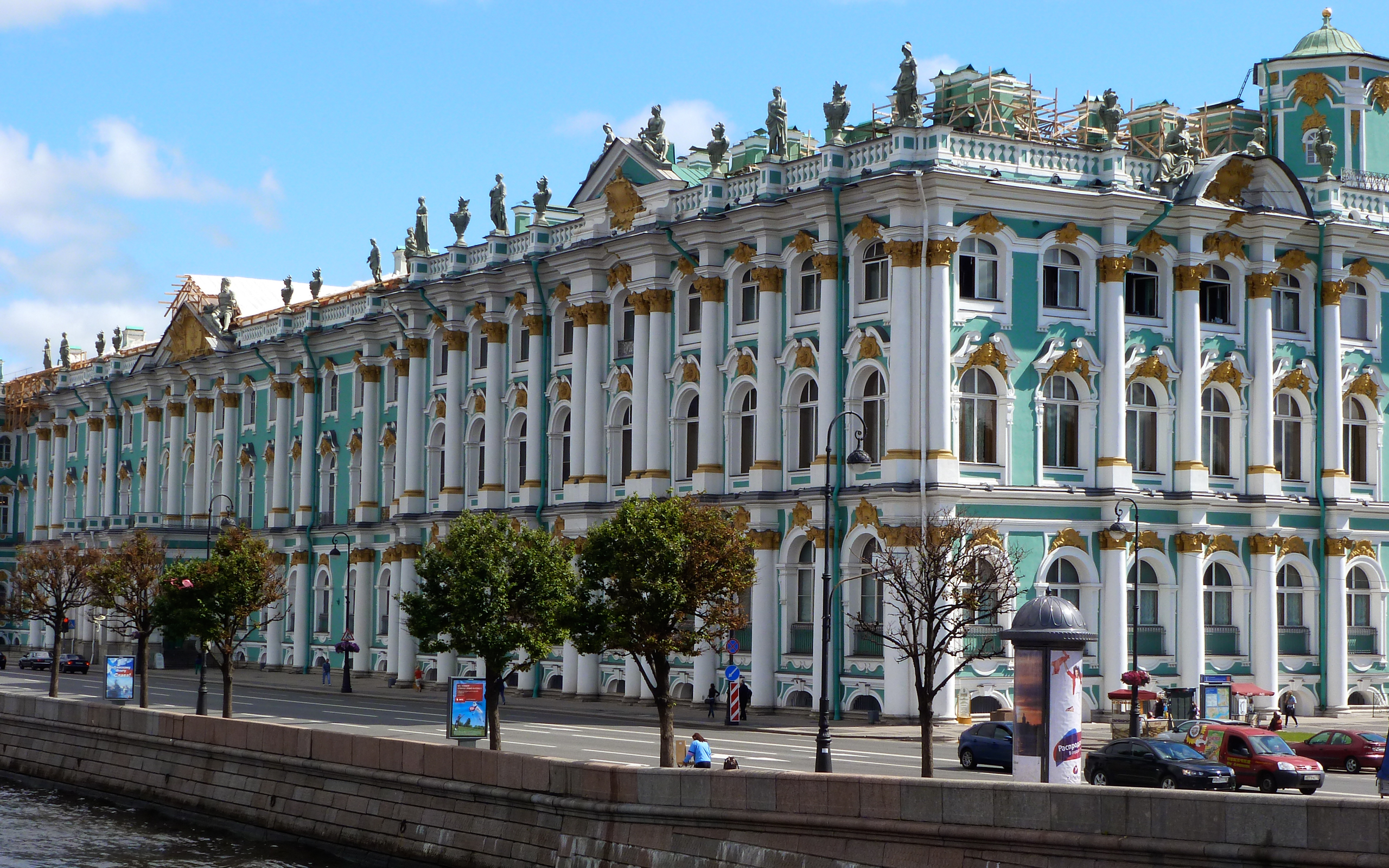 Эрмитаж санкт петербург фото. Государственный музей Эрмитаж Санкт-Петербург. Зимний дворец Санкт-Петербург. Архитектура Эрмитажа в Санкт-Петербурге. Эрмитаж Санкт-Петербург 2021.