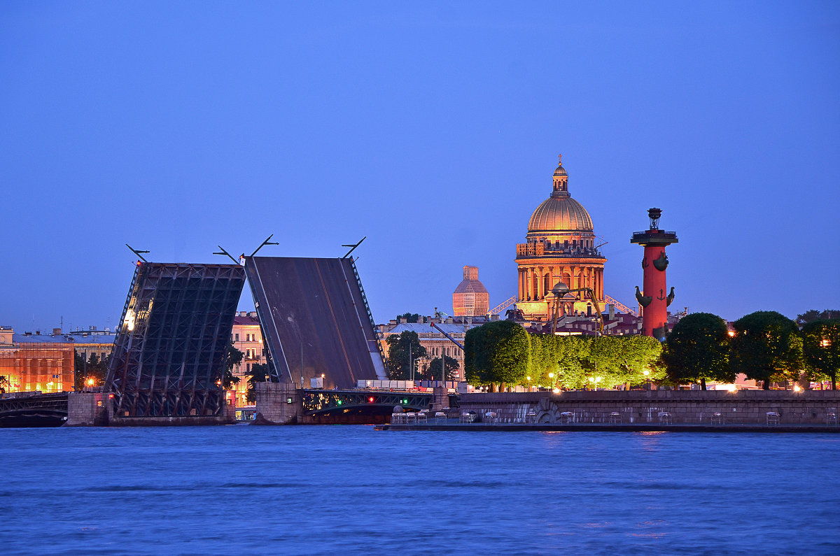 Прогулки с фотографом в Санкт-Петербурге