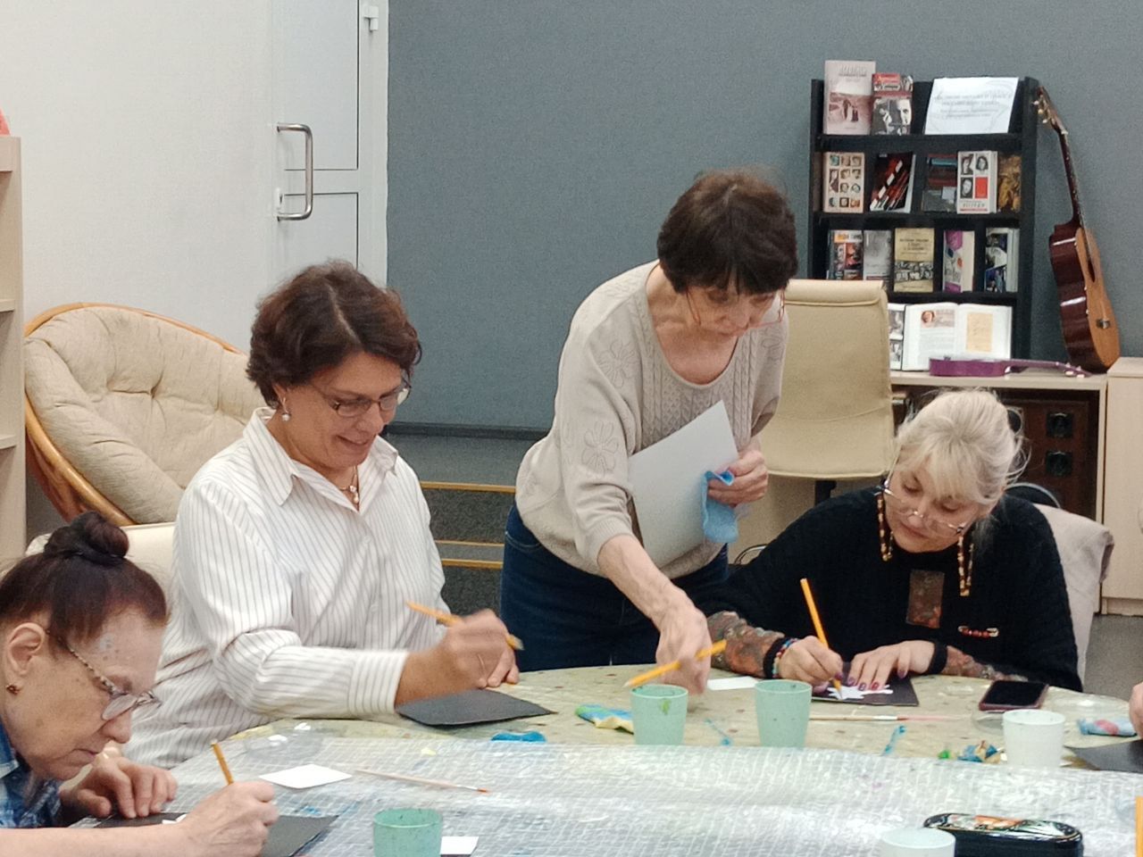 Мастер-класс «Хохломская роспись» из цикла «Живописная душа России»