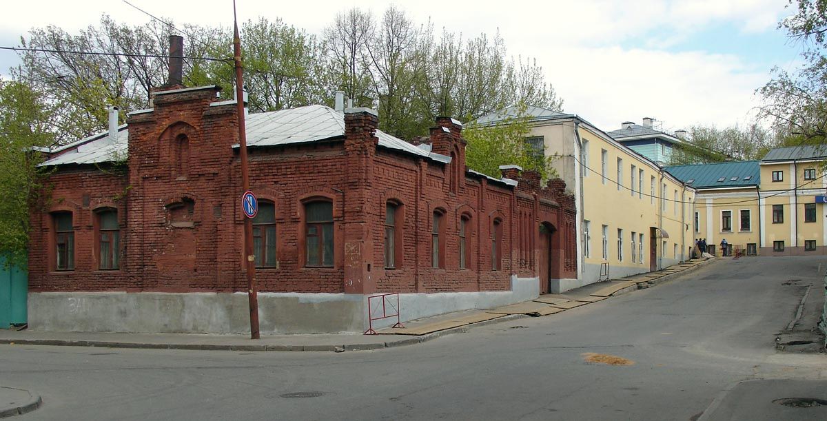 Сказ о парче, дровах, извести и принце Датском