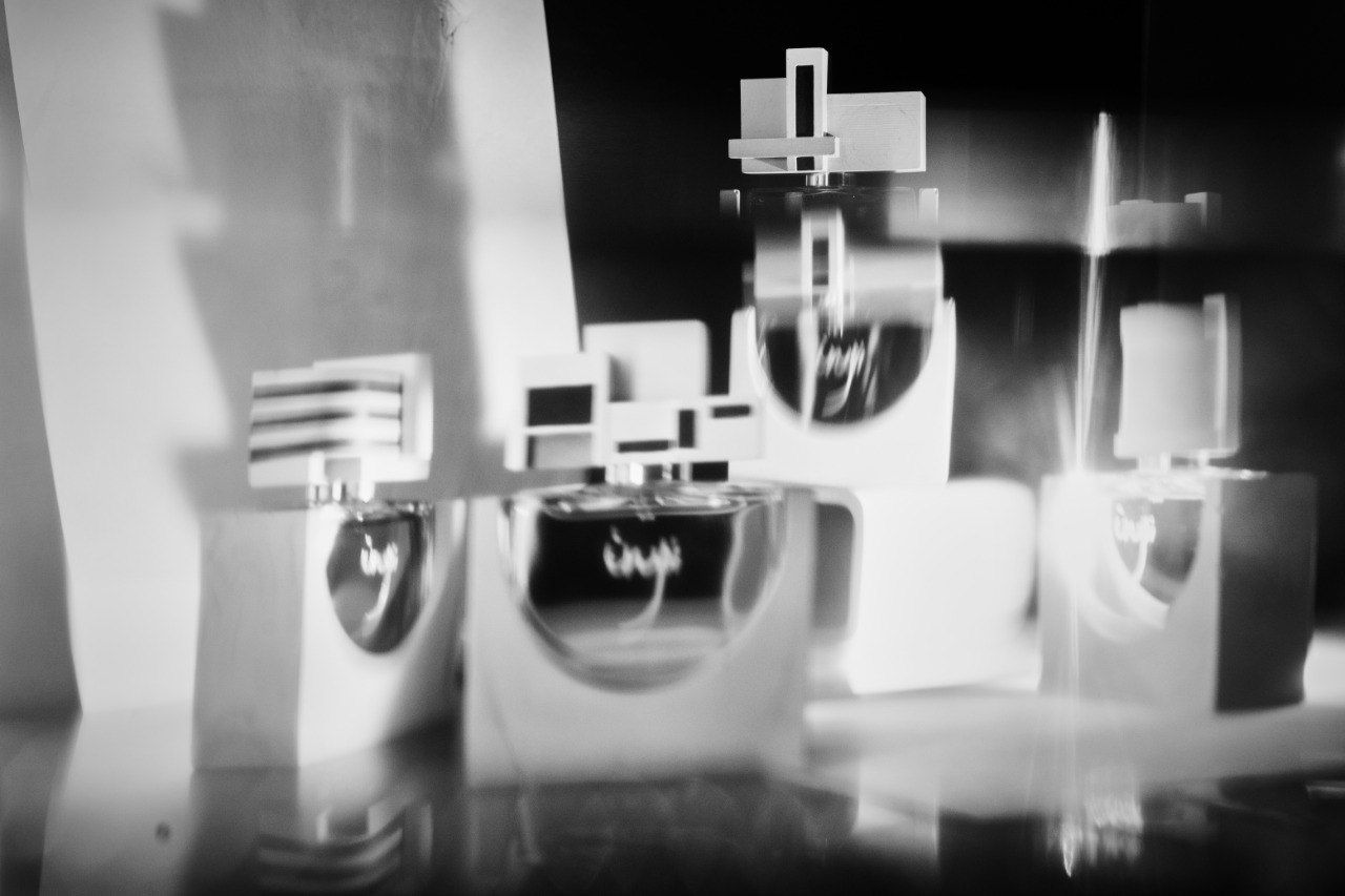 Уральский бренд авторского парфюма INGI презентует парфюмерную коллекцию «Конструктивизм» в Центре города