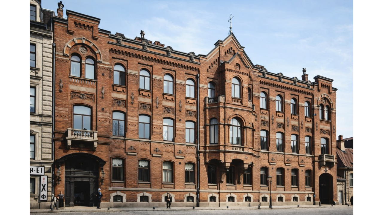 Бесплатная экскурсия «Вдоль 2 и 3 линии Васильевского острова»