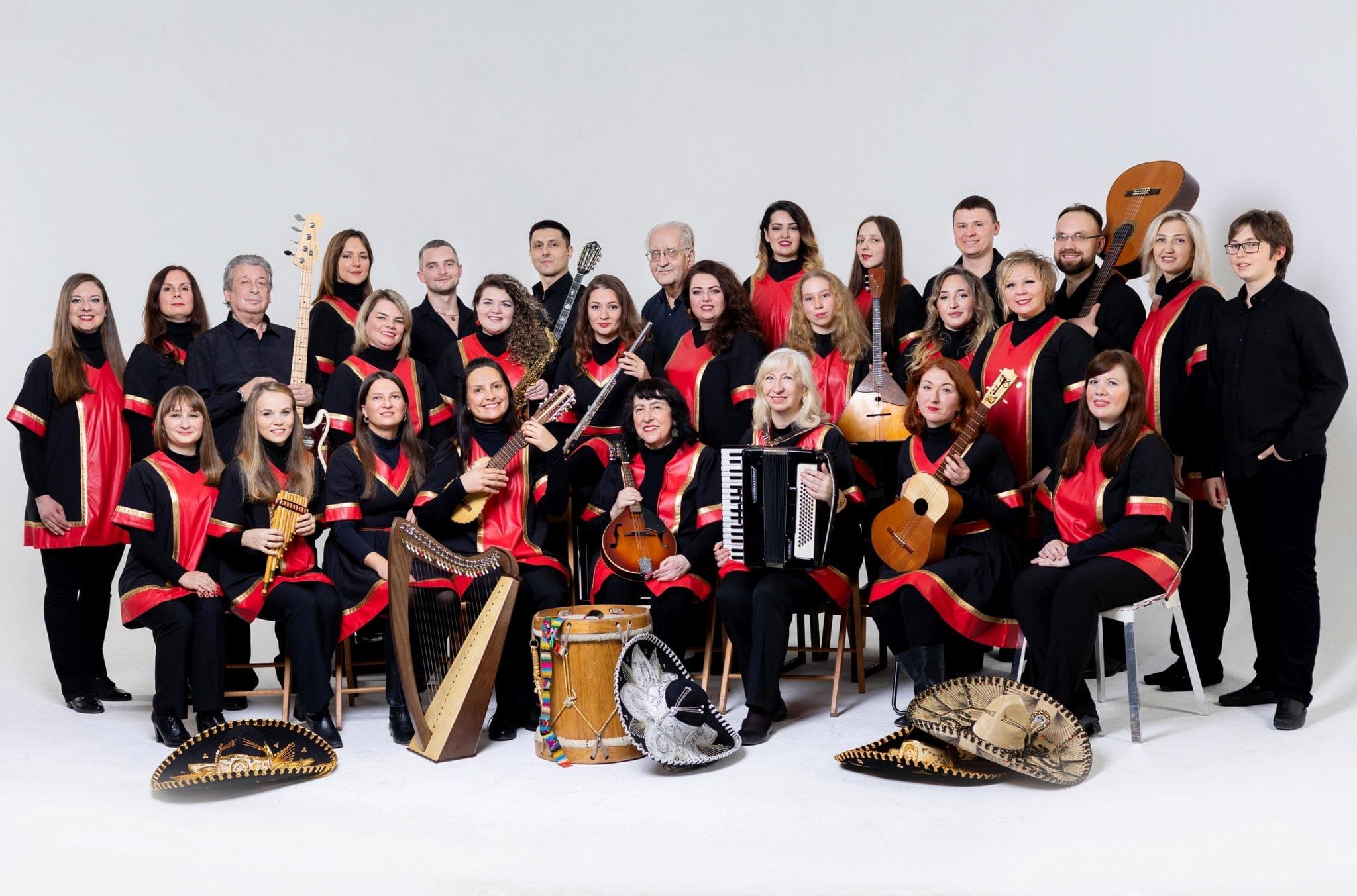 Листая семейные альбомы