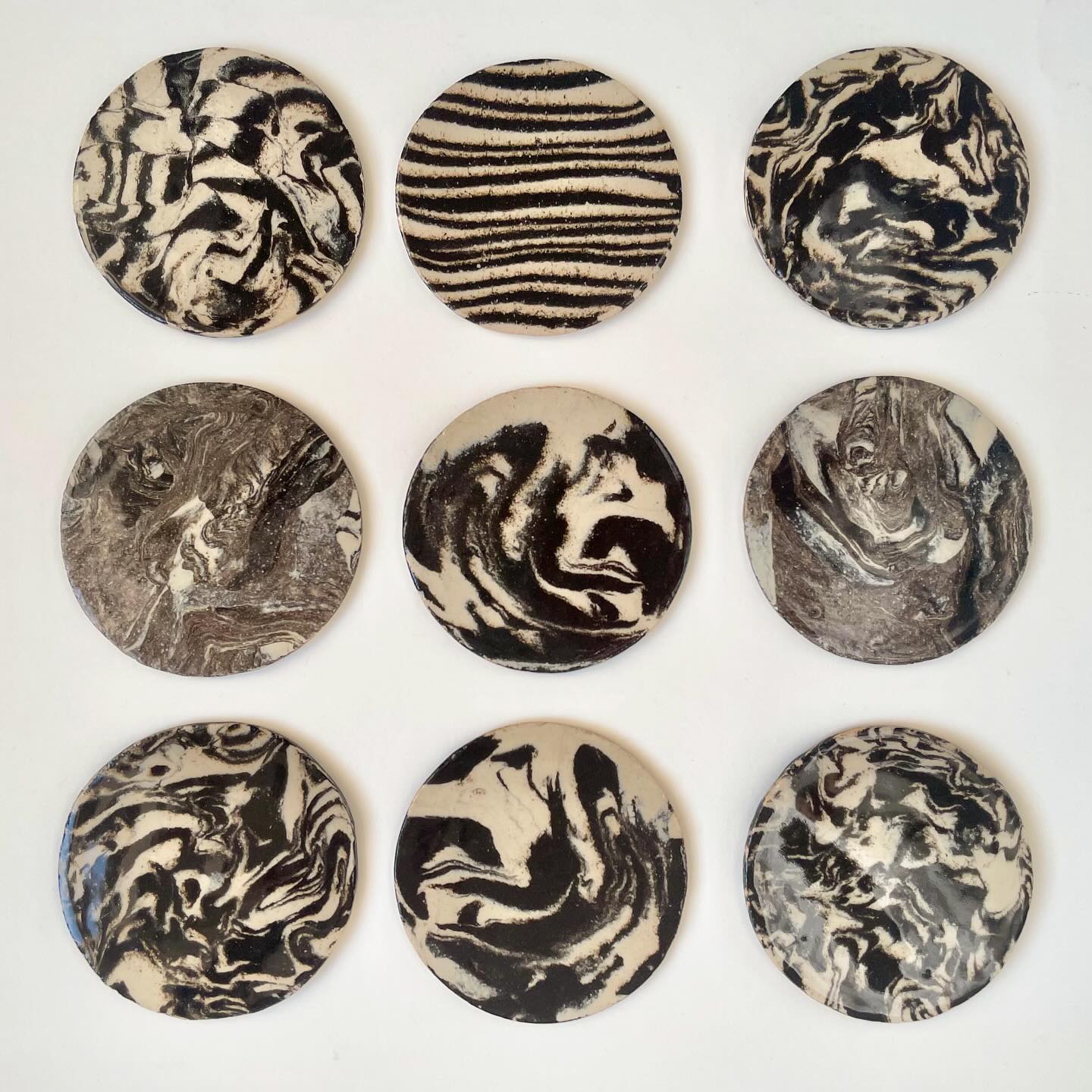 Октава и ТОЧКА: Керамика. Тарелка в технике нерикоми