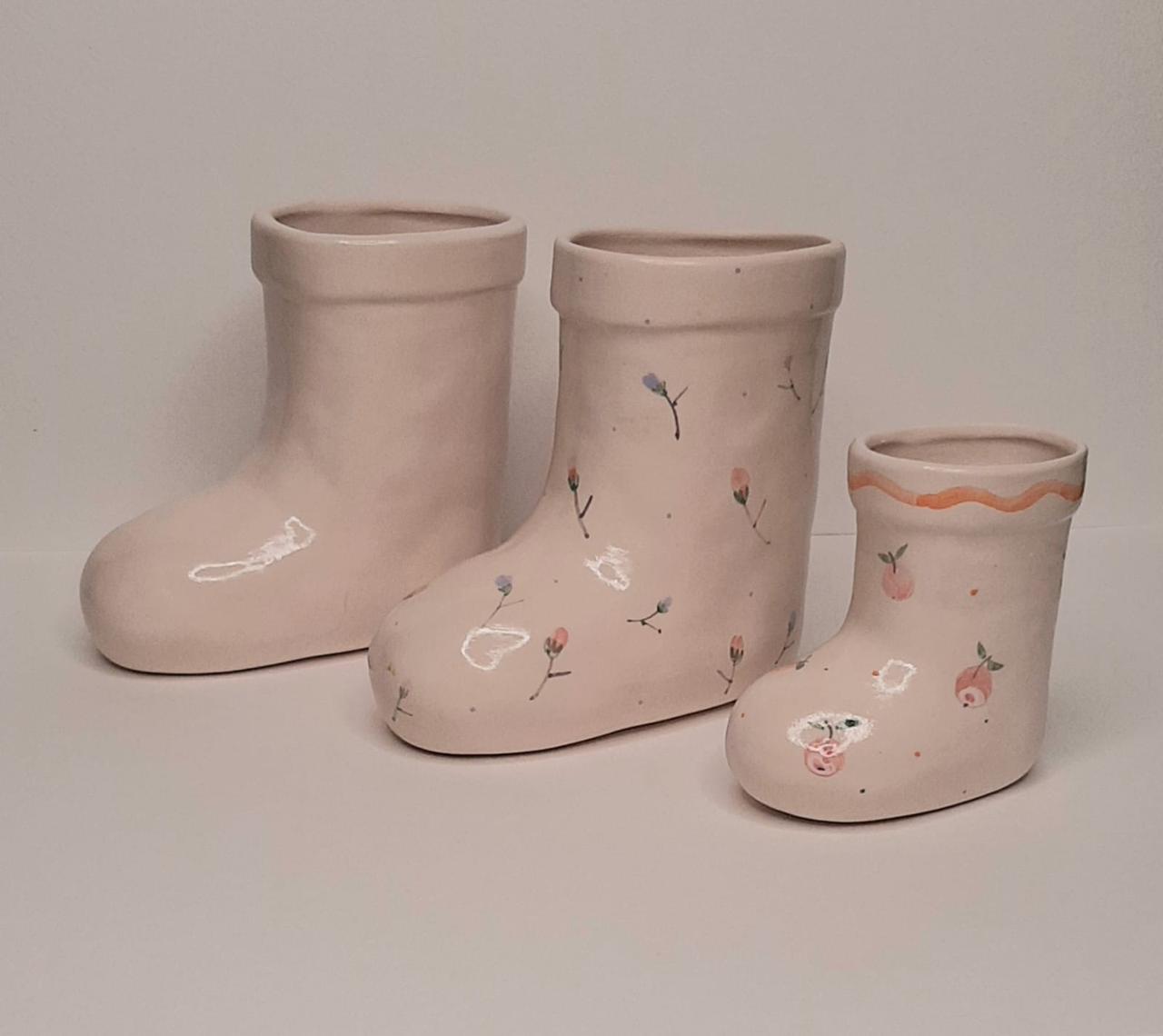 Роспись глиняных новогодних валенок в студии Kidsarts на Кропоткинской