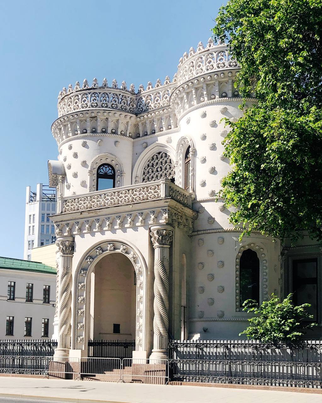 Экскурсия по окрестностям Арбата