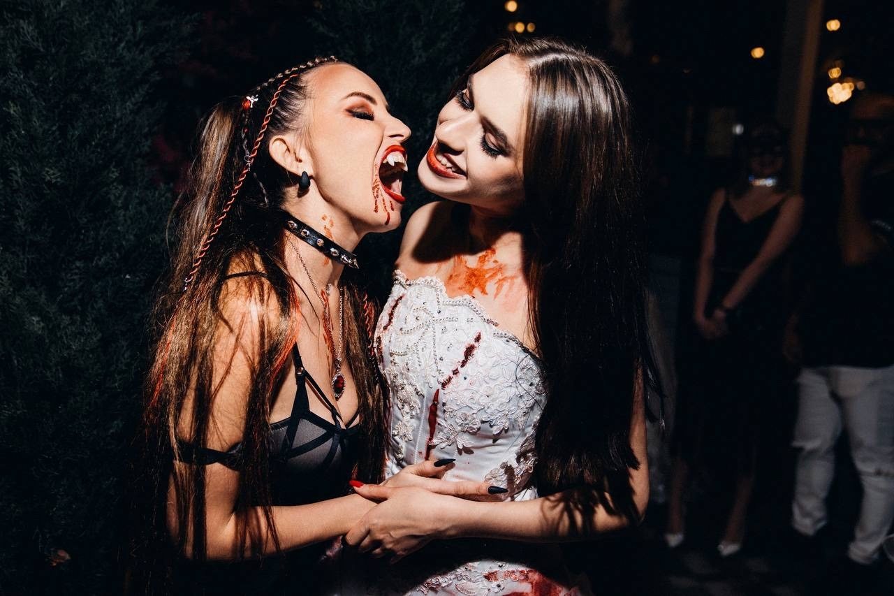 HALLOWEEN LFD / CПЛЕТНИ
