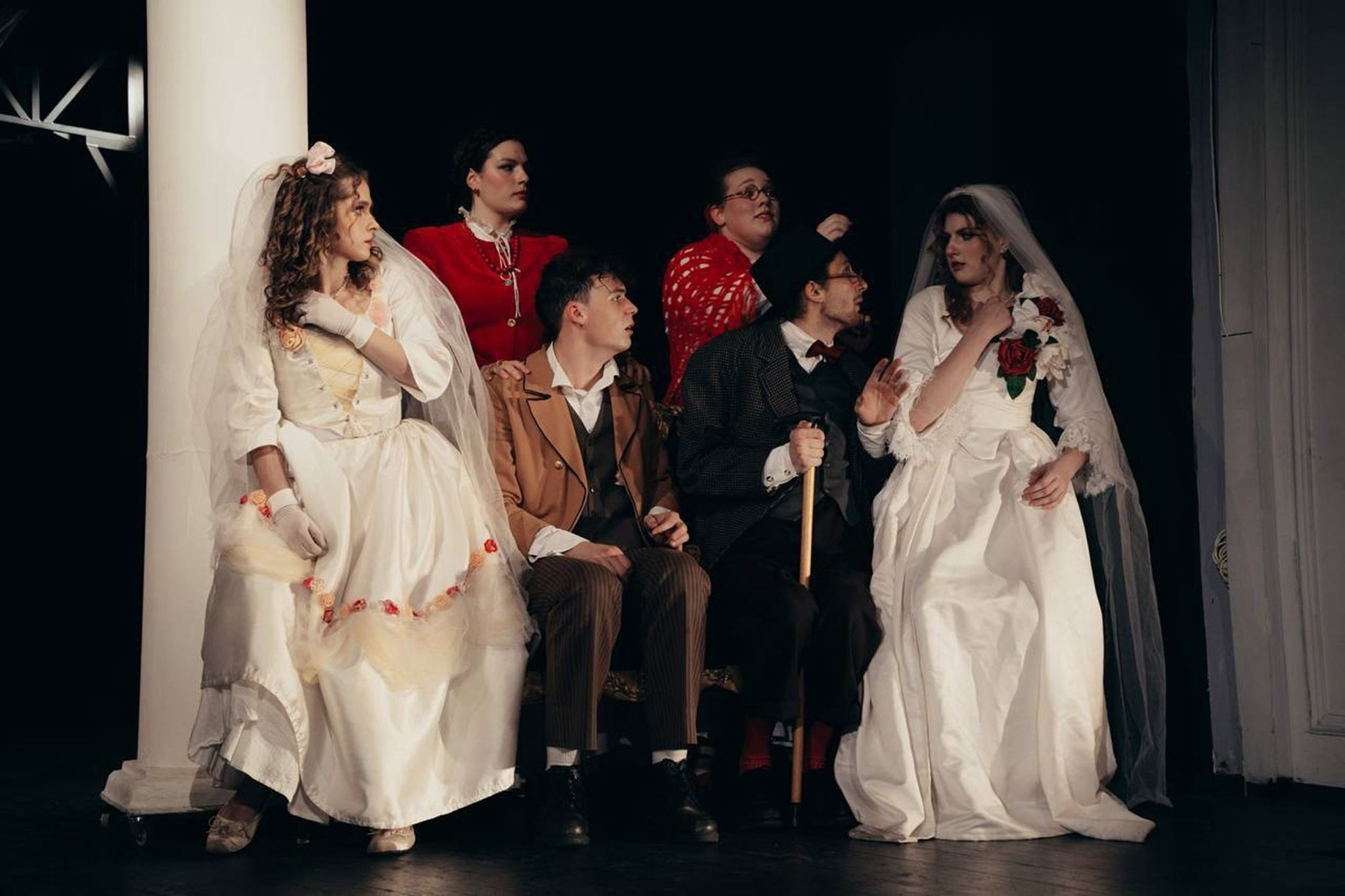 Спектакль «Беда от нежного сердца»