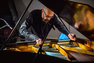 Дмитрий Шубин выступит с концертом «Granular Piano»