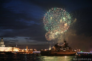Салют в честь дня ВМФ-2023