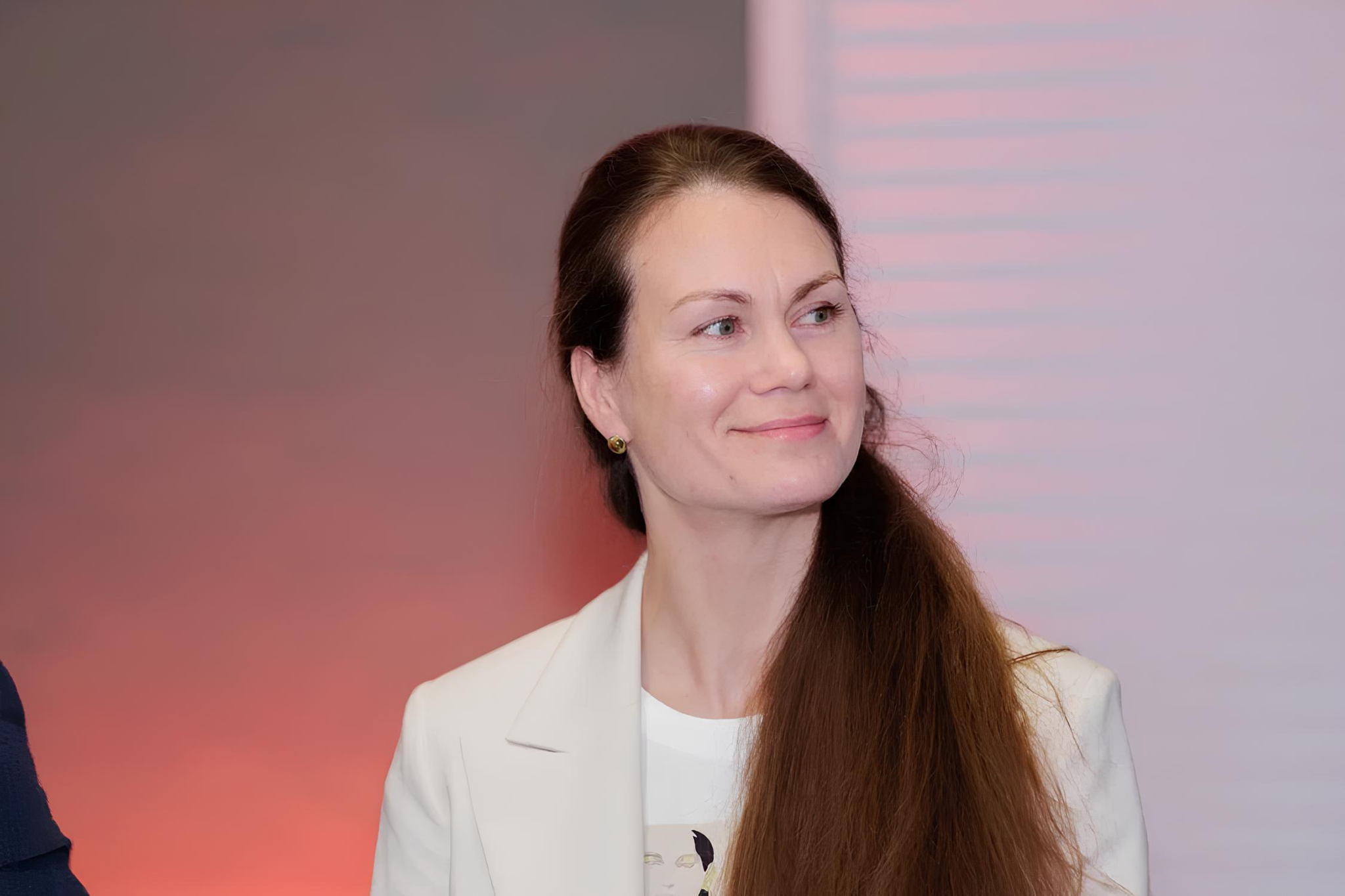 ПО НАПРАВЛЕНИЮ К ЧЕЛОВЕКУ: к новым этическим стандартам и соучастию