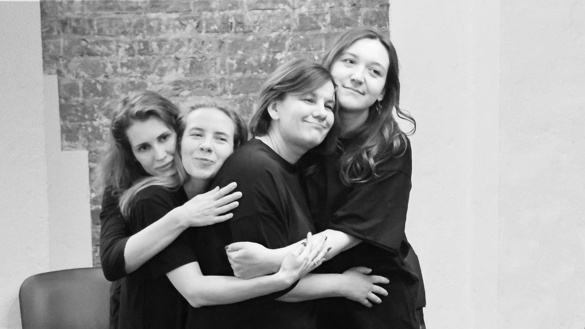 Плейбэк перформанс "По волнам историй