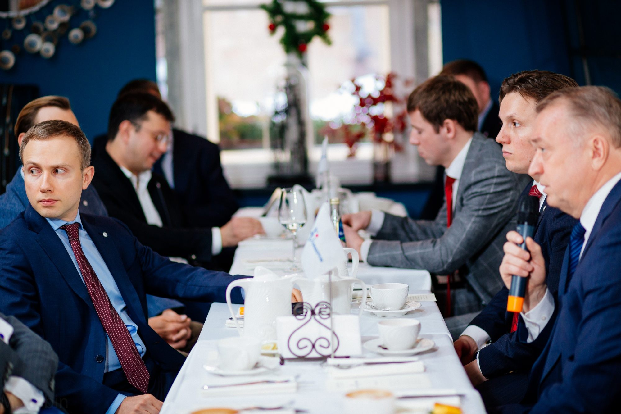 БИЗНЕС-ЗАВТРАК