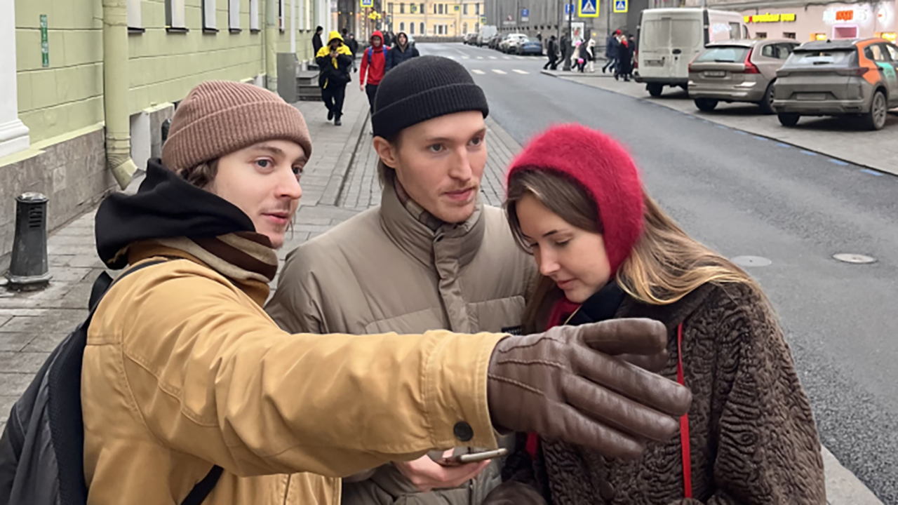 Незнакомцы Обводного канала: квест‑знакомство