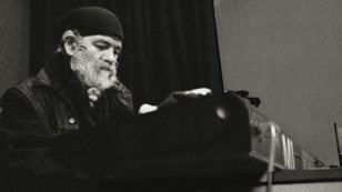 La Monte Young: Композиция №7 (1960)