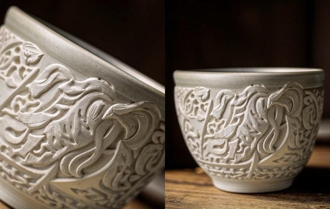 "Резьба по глине: искусство фактуры"